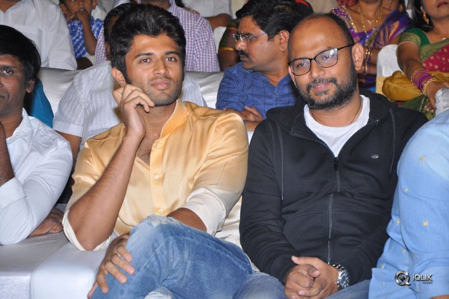 Nanna-Nenu-Naa-Boyfriends-Movie-Audio-Launch